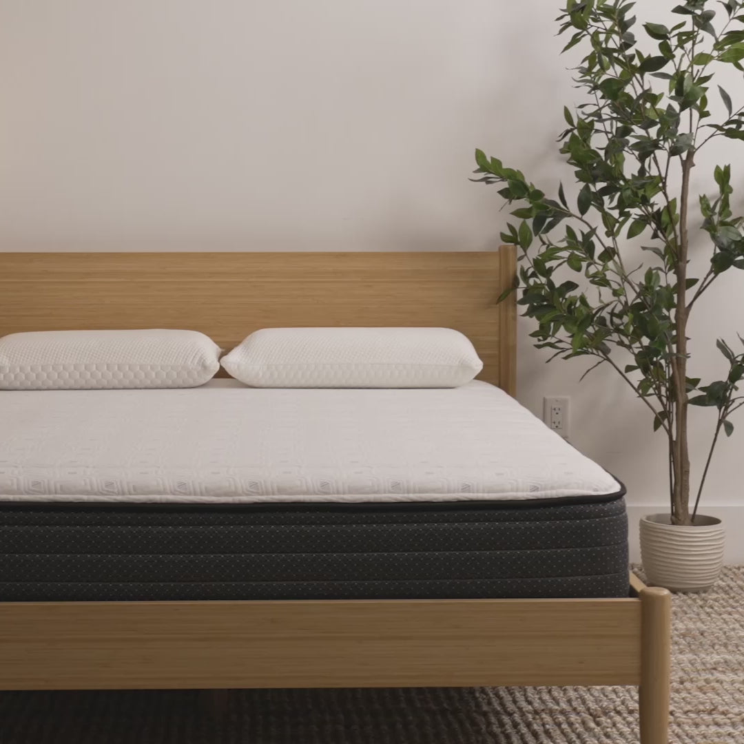 RV mattress highlight footbage